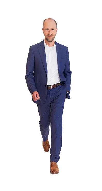 Dr. Christian Bosch im Business Outfit