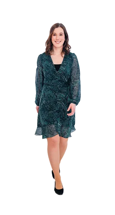 Lena Hammer, MA im Business Outfit